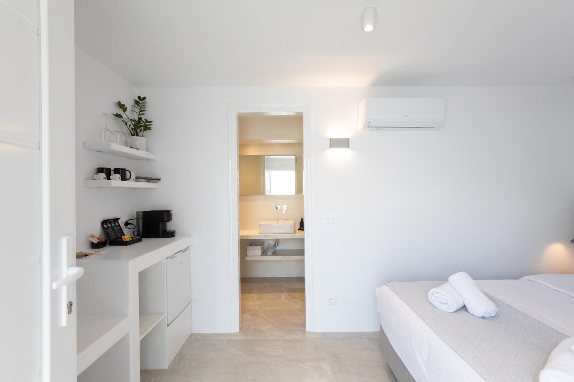 Mytheo Aparthotel Mykonos Town Exterior photo